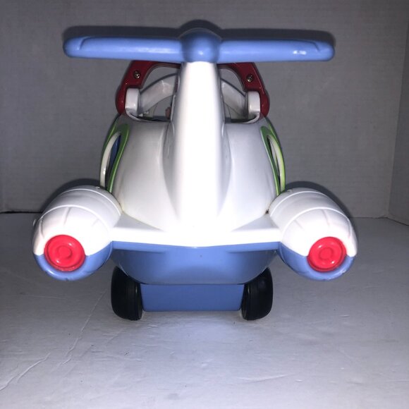 Fisher Price Plane w/Pilot & passengers PLUS SUV w/ Passengers - Picture 6 of 15